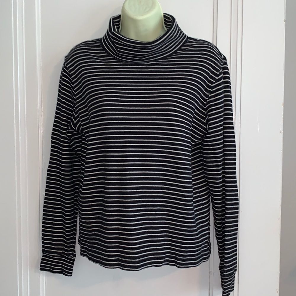 Jones New York black & white striped knit top